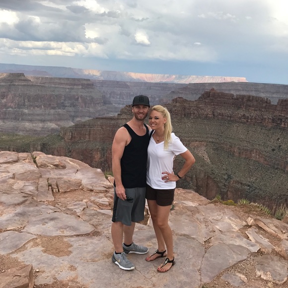 Meet your Posher, Danielle - Picture 7 of 8